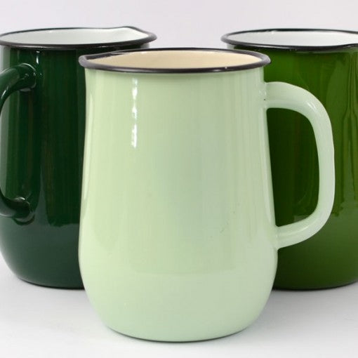 Pichet en émail Ø12 cm – Hauteur 20 cm – 2,5 L