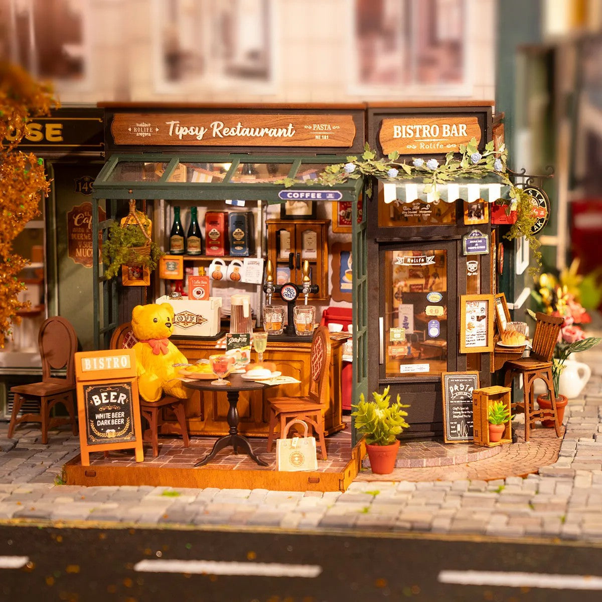 Kit de Maison Miniature DIY – Tipsy Restaurant DG167