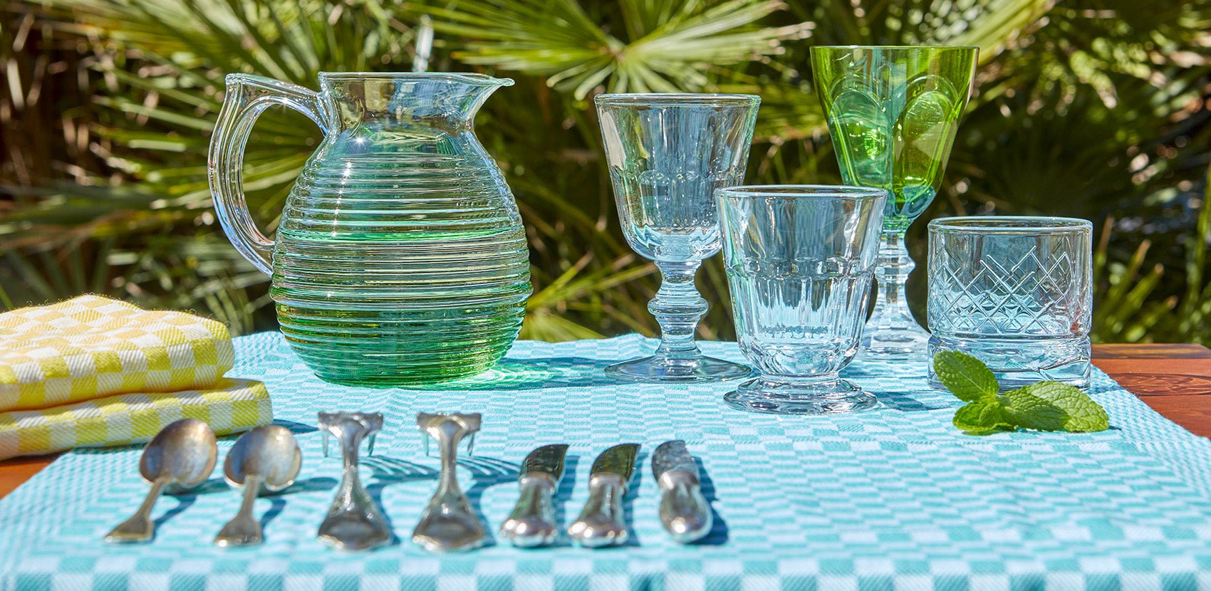 carafe en verre sante purete et elegance