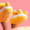 Détail des rollers de la peluche Jellycat Amuseables Sun