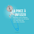 Pince à Thé Infuseur Rétro en métal et plastique bleu, accessoire vintage pratique pour thé et tisane années 50-70.