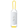Râpe acier inoxydable rétro avec poignée jaune, style vintage années 50-70, accessoire cuisine rétro élégant et fonctionnel.
