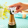 Le Bouchon à Champagne Conservation Effervescence en acier inoxydable et silicone, accessoire rétro pour préserver effervescence vintage.