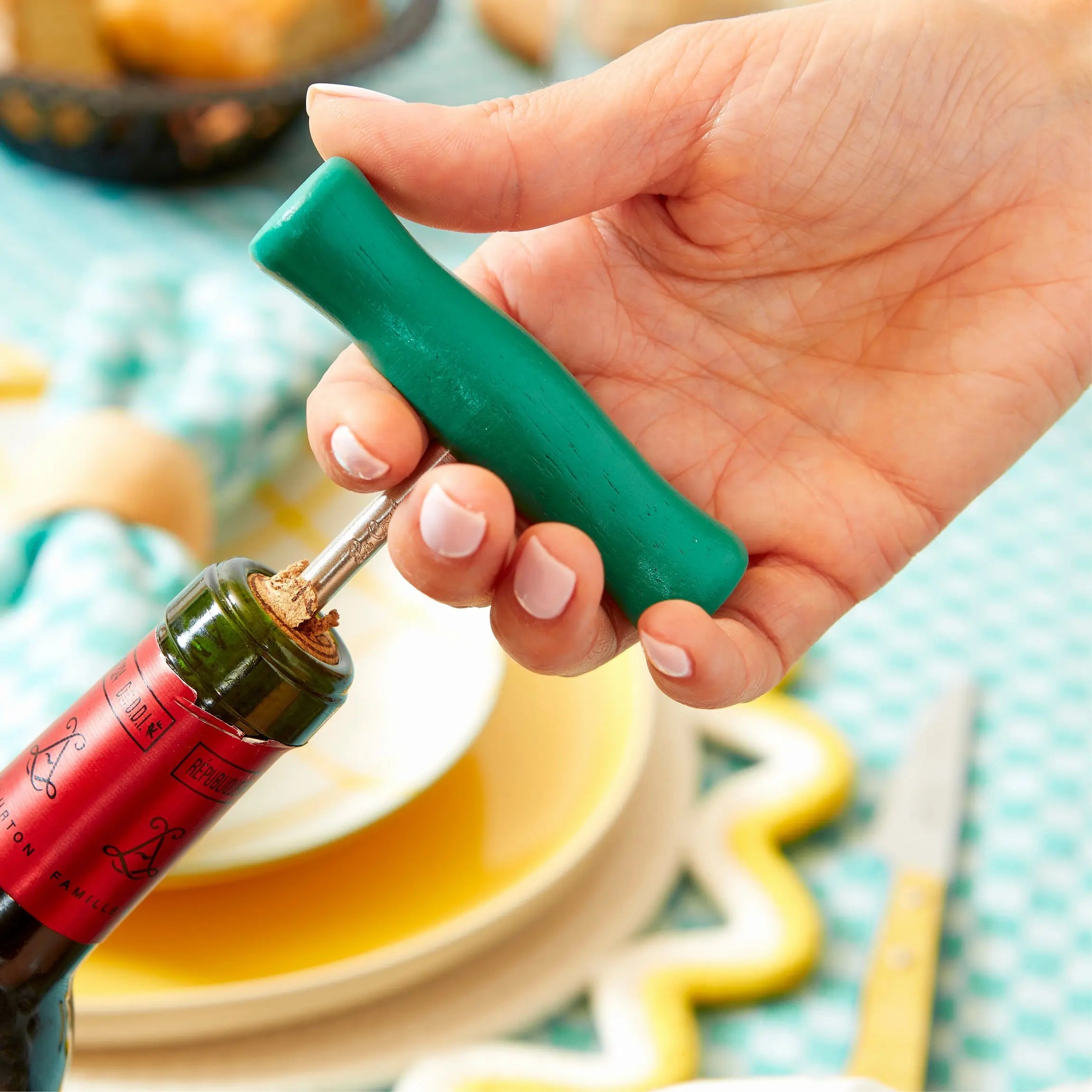 Le Tire-bouchon LA CARAFE