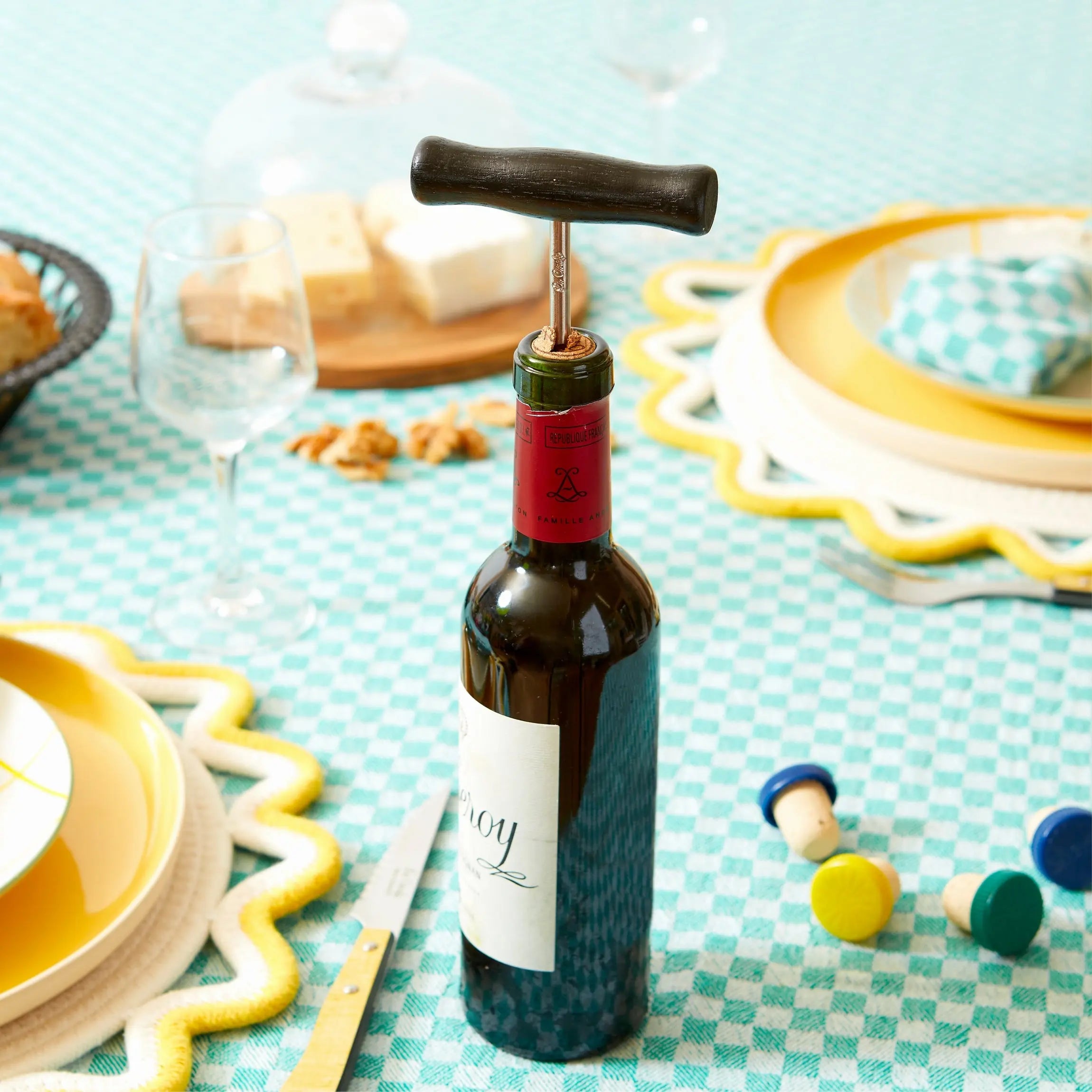 Le Tire-bouchon LA CARAFE