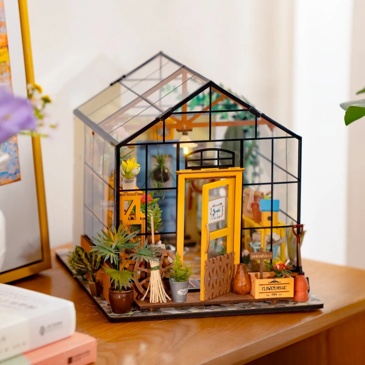 Kit de Maison Miniature DIY – Cathy's Flower House DG104
