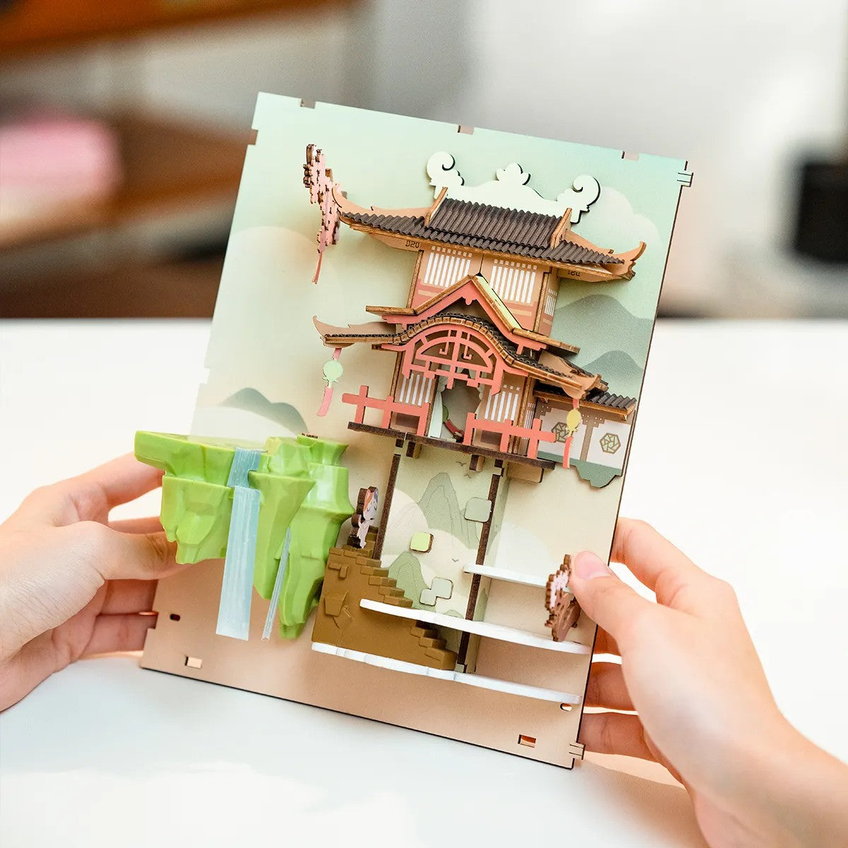 Insert de Bibliothèque Book Nook – Falling Sakura TGB05