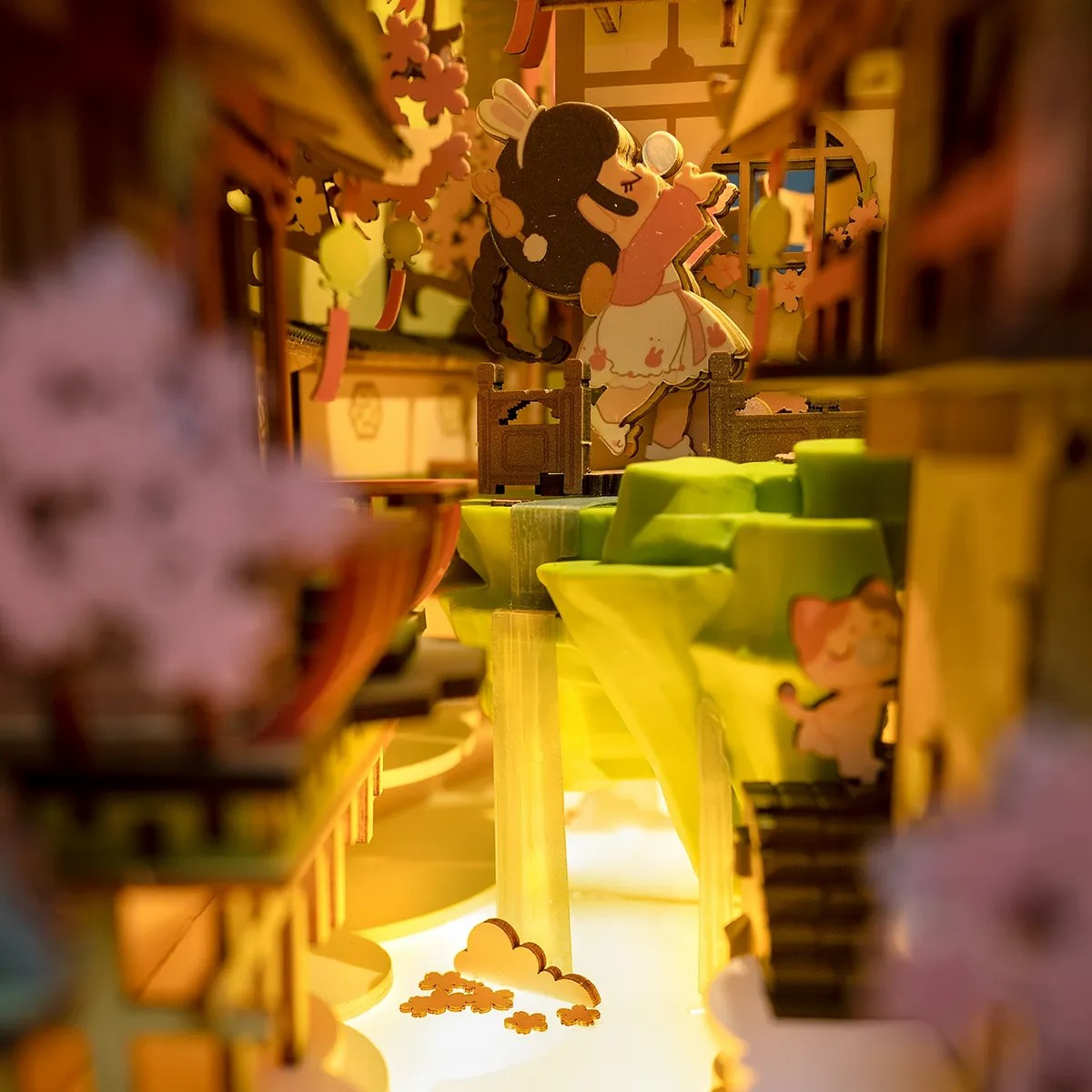 Insert de Bibliothèque Book Nook – Falling Sakura TGB05