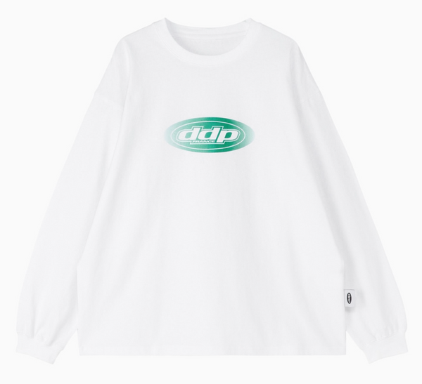T-shirt manches longues DDP blanc – logo ovale ddp imprimé en foil vert sur la poitrine