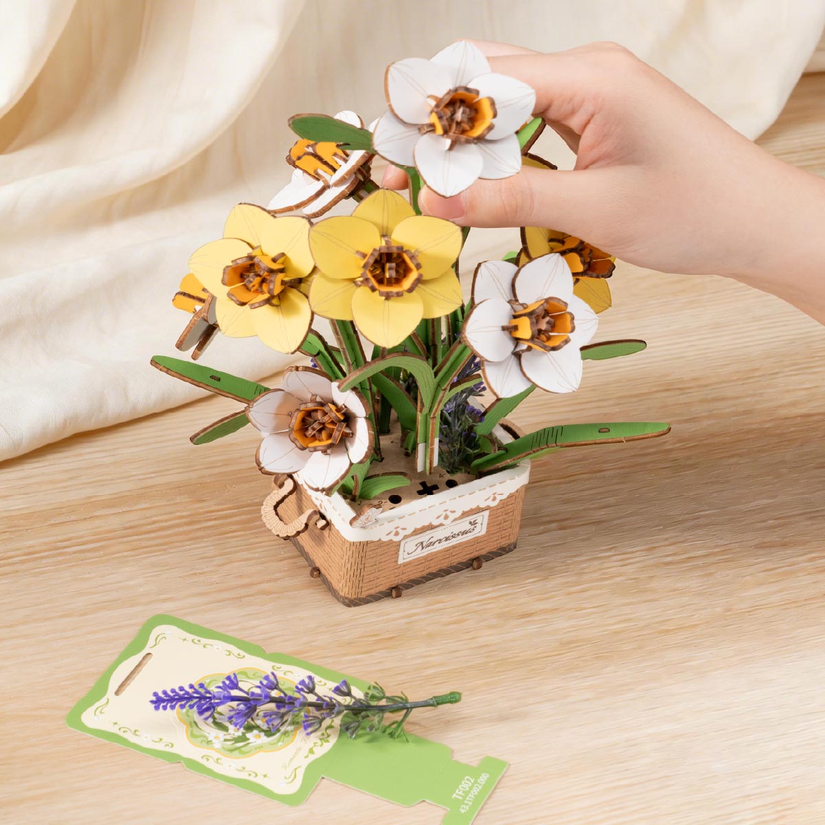Bouquet de narcisses en bois RoWood