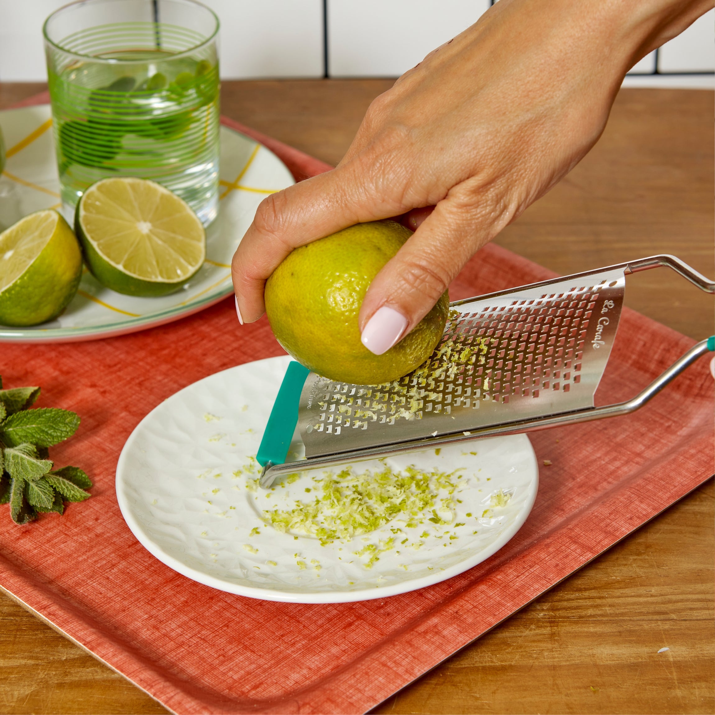 LE PLATEAU DE SERVICE (M) VINTAGE ORANGE