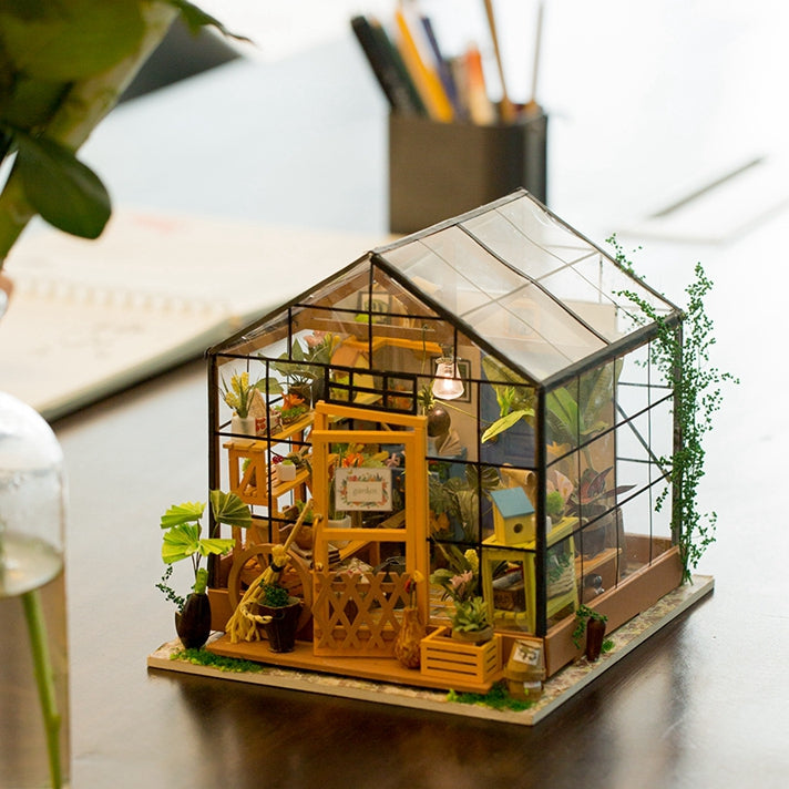 Maison miniature à assembler ROLIFE Cathy's Flower House DG104