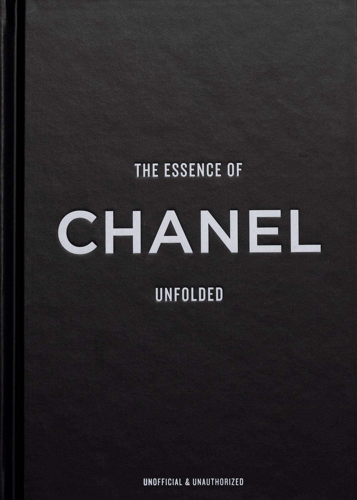 The Essence of Chanel, livre en anglais