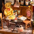 Détail miniature table et accessoires Rolife Tipsy Restaurant DG167